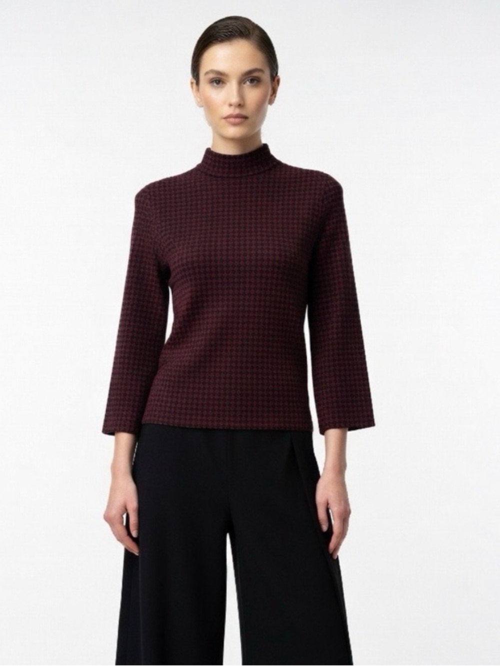Theory Houndstooth Burgundy & Black Fine Knit Sweater